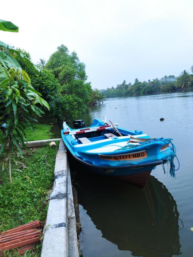Kosi Giggles Resort Weligama Luaran gambar