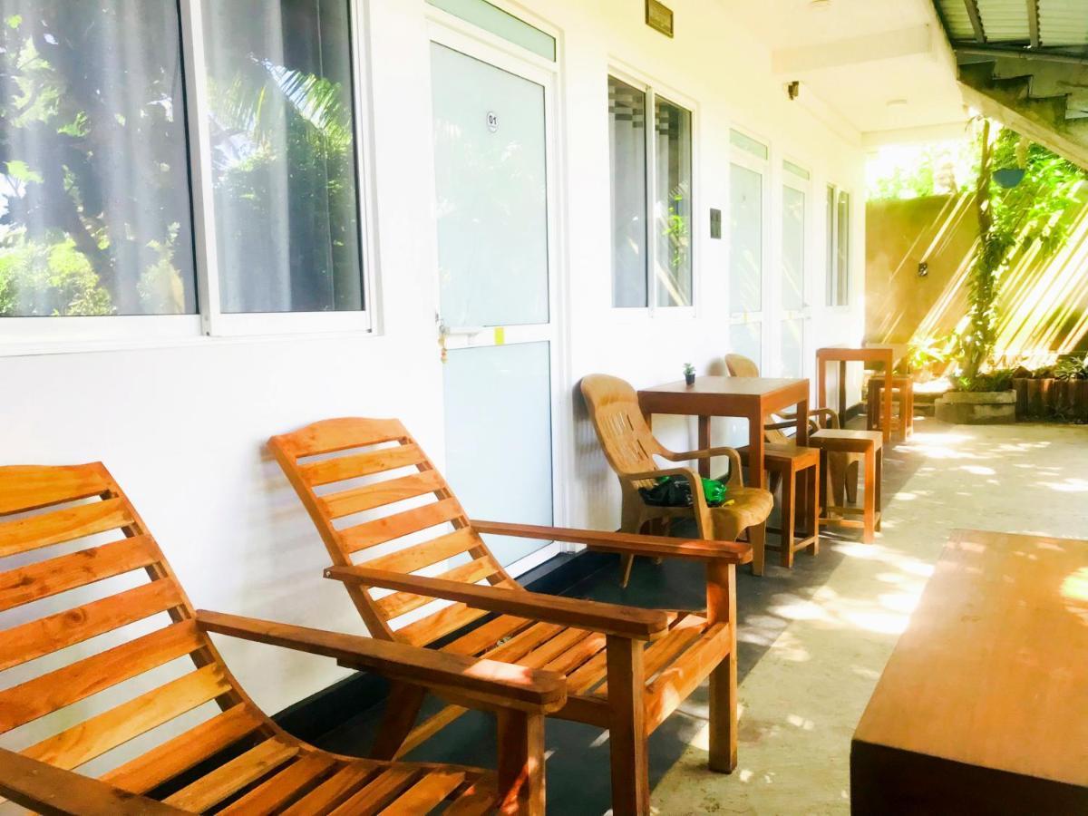 Kosi Giggles Resort Weligama Luaran gambar