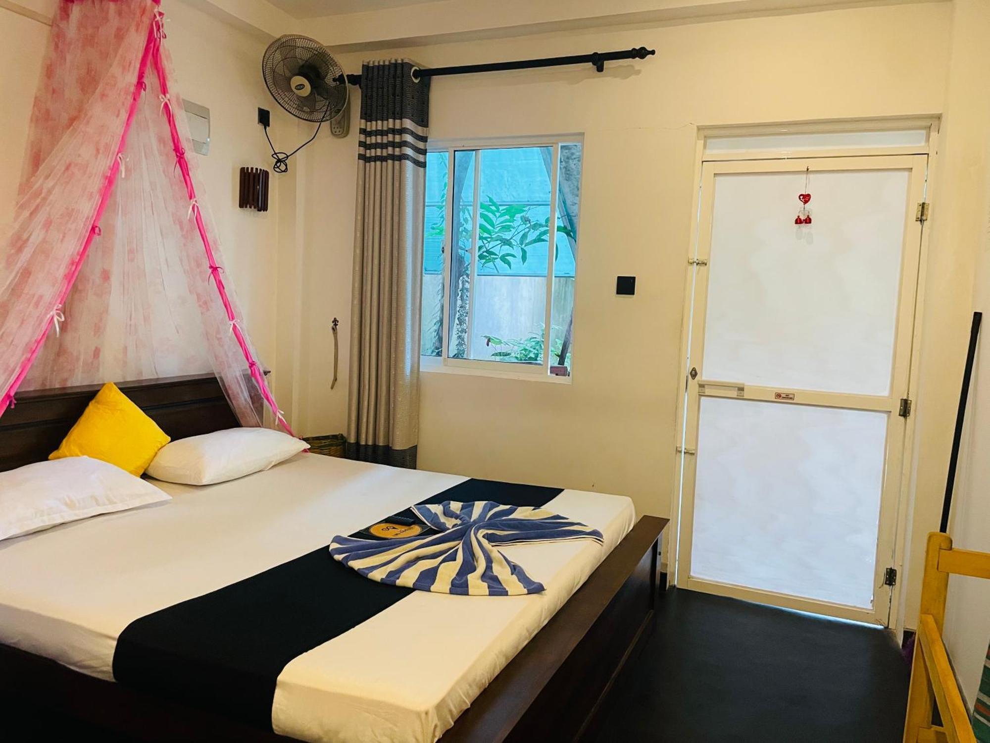 Kosi Giggles Resort Weligama Luaran gambar